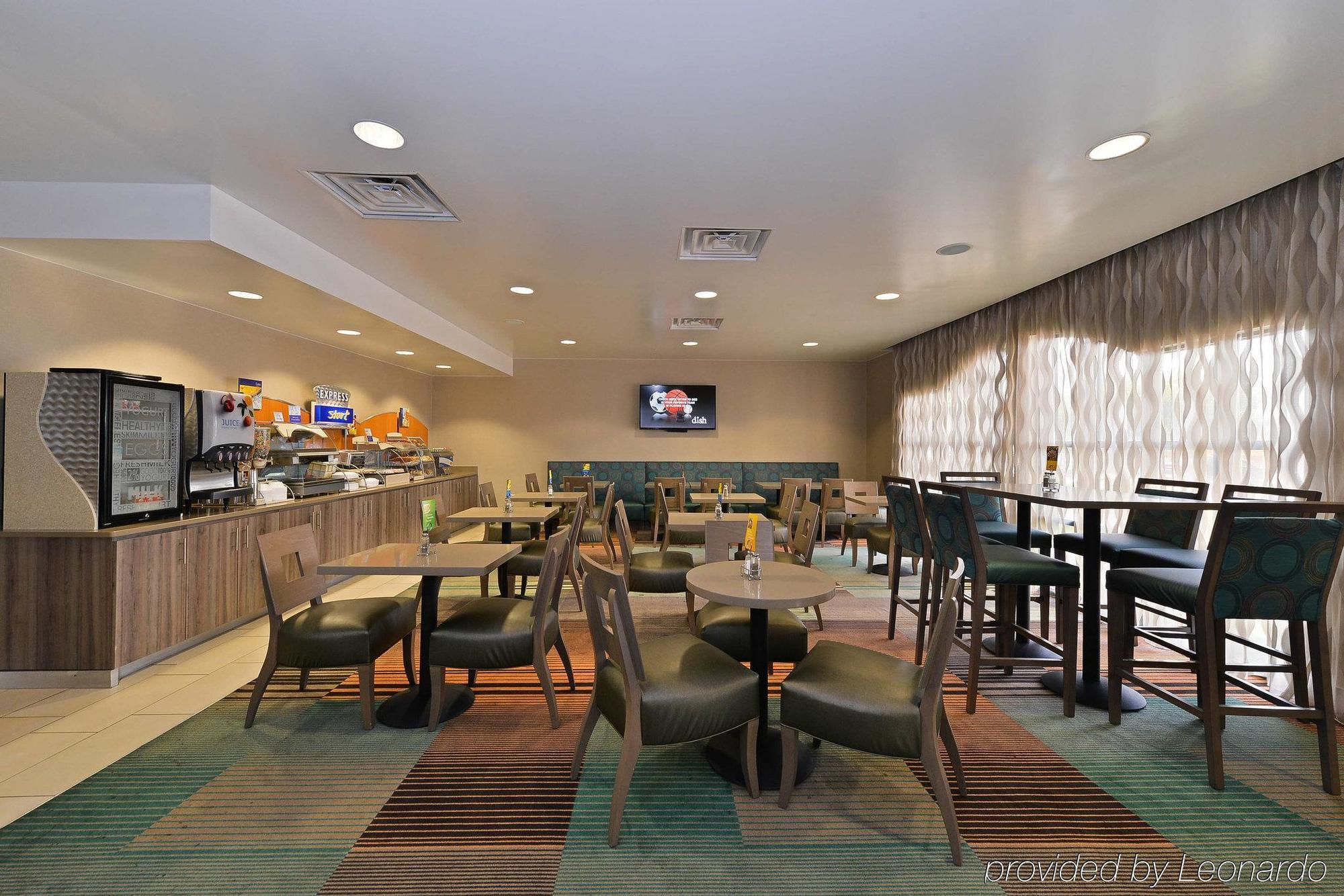 Holiday Inn Express Hotel And Suites Fort Worth/I-20 Dış mekan fotoğraf